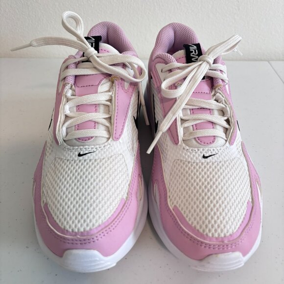 Nike Air Max Bolt CU4152-103 Womens Sneakers Size 6 White Pink Basketball Shoes - Picture 3 of 10